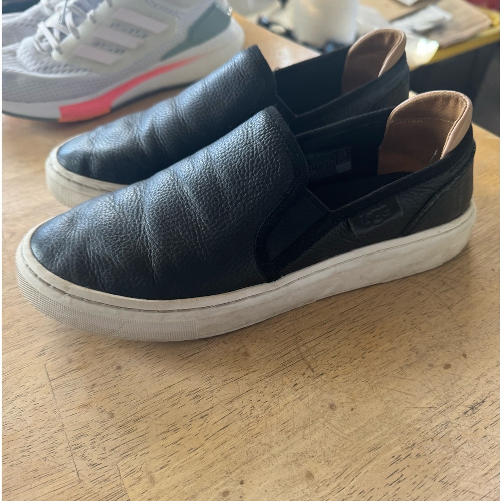 Lightly used Ugg dress sneakers super comfortable